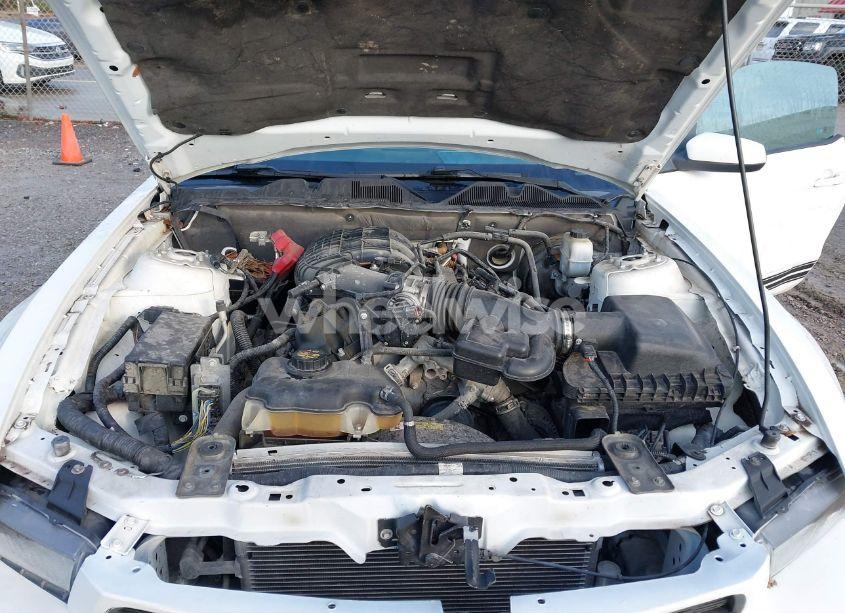 Photo 10 of 2013 Ford Mustang V6 PREMIUM (VIN 1ZVBP8AM9D5227567)