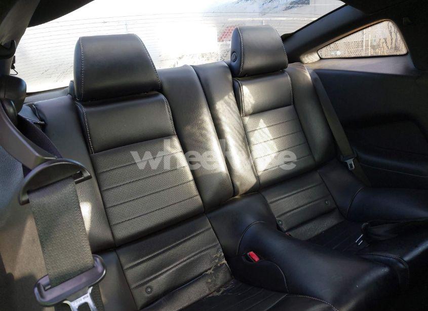 Photo 8 of 2013 Ford Mustang V6 PREMIUM (VIN 1ZVBP8AM9D5227567)