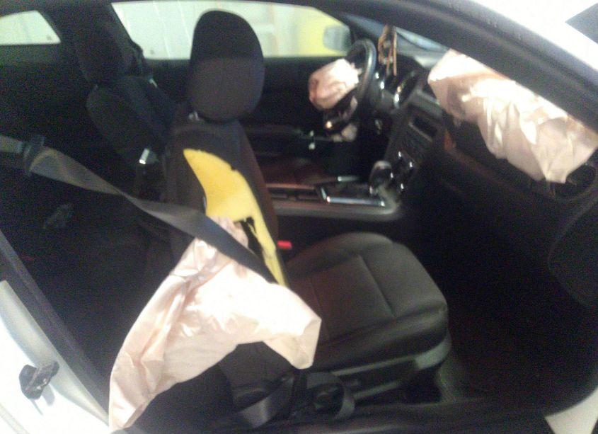 Photo 5 of 2013 Ford Mustang V6 (VIN 1ZVBP8AM9D5240500)