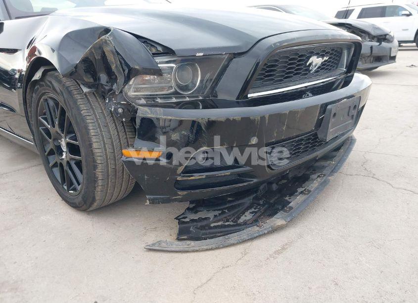 Photo 6 of 2014 Ford Mustang V6 (VIN 1ZVBP8AM9E5228767)