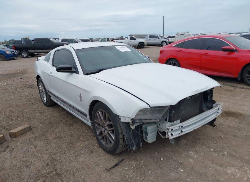 2014 Ford Mustang V6 PREMIUM (VIN 1ZVBP8AM9E5268573) main photo