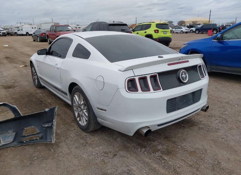 Photo 3 of 2014 Ford Mustang V6 PREMIUM (VIN 1ZVBP8AM9E5268573)