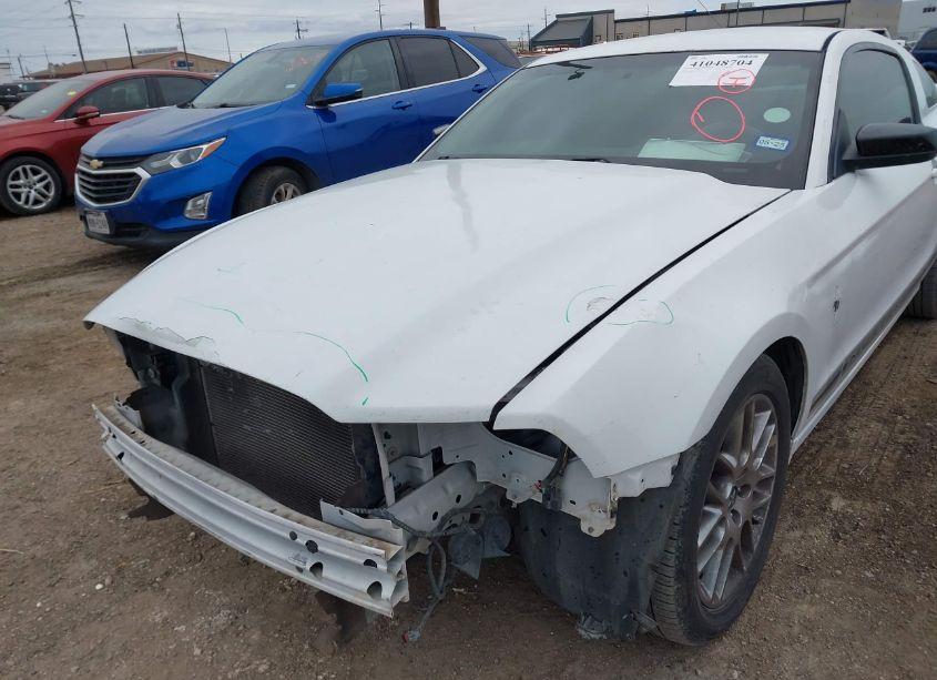 Photo 6 of 2014 Ford Mustang V6 PREMIUM (VIN 1ZVBP8AM9E5268573)