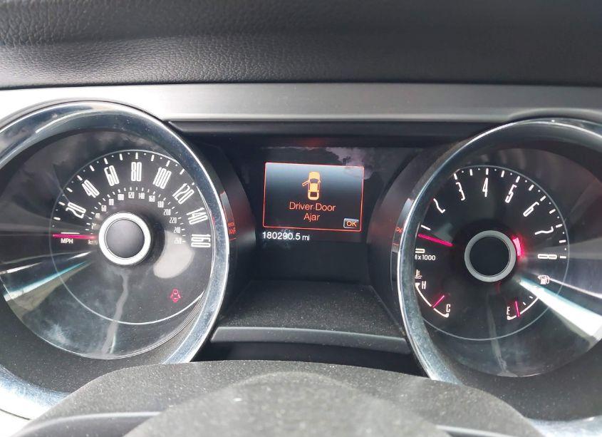 Photo 7 of 2014 Ford Mustang V6 PREMIUM (VIN 1ZVBP8AM9E5268573)