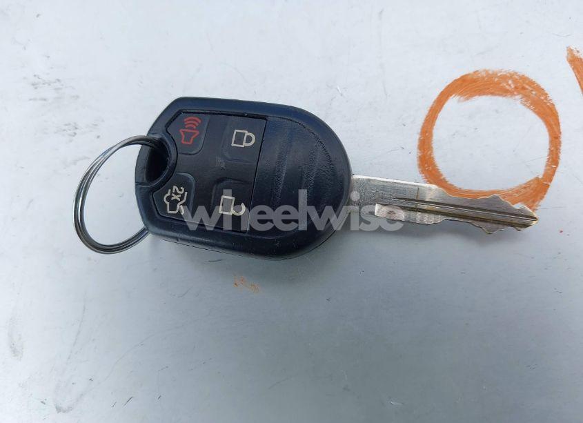 Photo 11 of 2014 Ford Mustang V6 PREMIUM (VIN 1ZVBP8AM9E5280173)