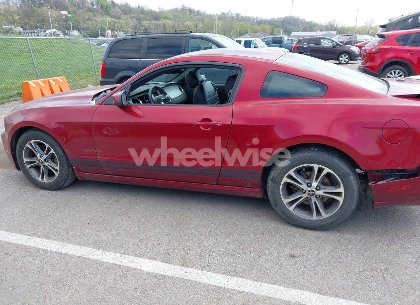 Photo 14 of 2014 Ford Mustang V6 PREMIUM (VIN 1ZVBP8AM9E5280173)