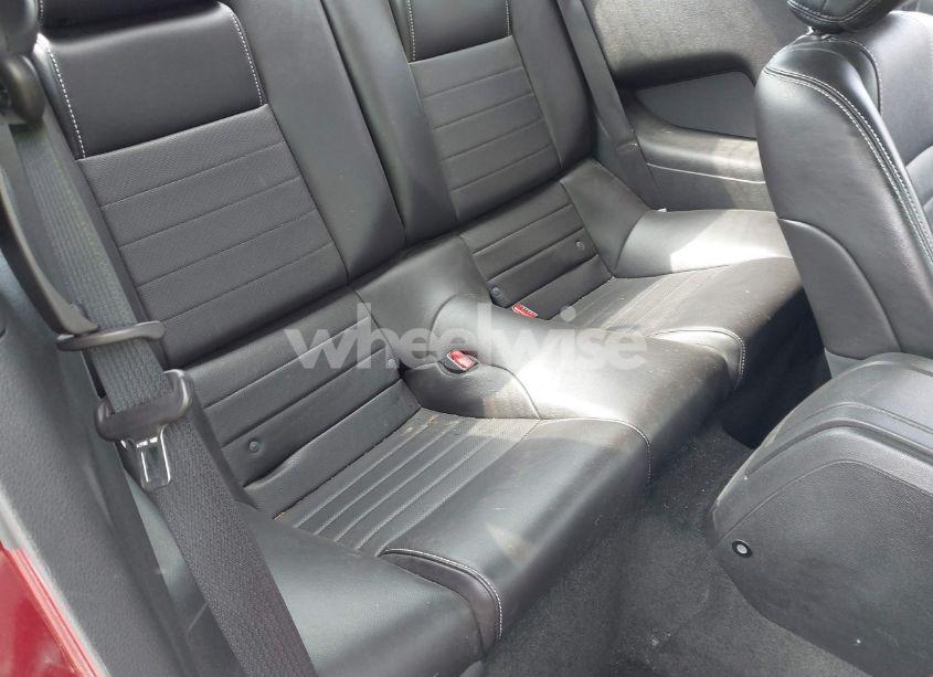 Photo 8 of 2014 Ford Mustang V6 PREMIUM (VIN 1ZVBP8AM9E5280173)