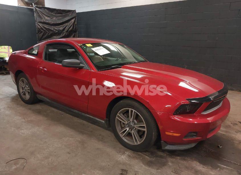 2011 Ford Mustang V6 PREMIUM (VIN 1ZVBP8AMXB5122856) main photo