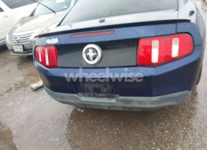 Photo 16 of 2011 Ford Mustang V6 PREMIUM (VIN 1ZVBP8AMXB5136501)