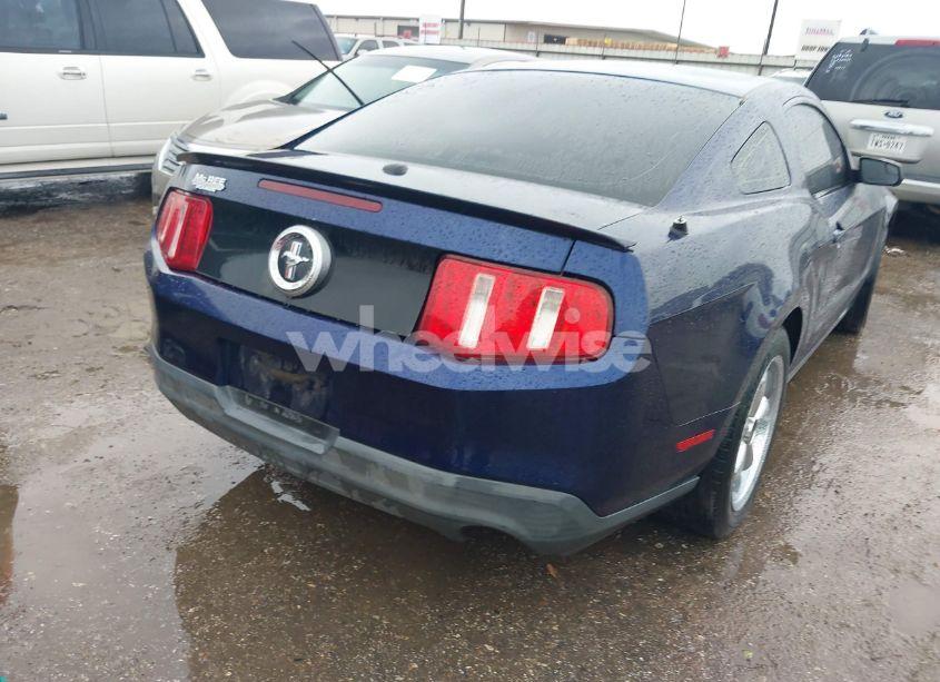 Photo 4 of 2011 Ford Mustang V6 PREMIUM (VIN 1ZVBP8AMXB5136501)