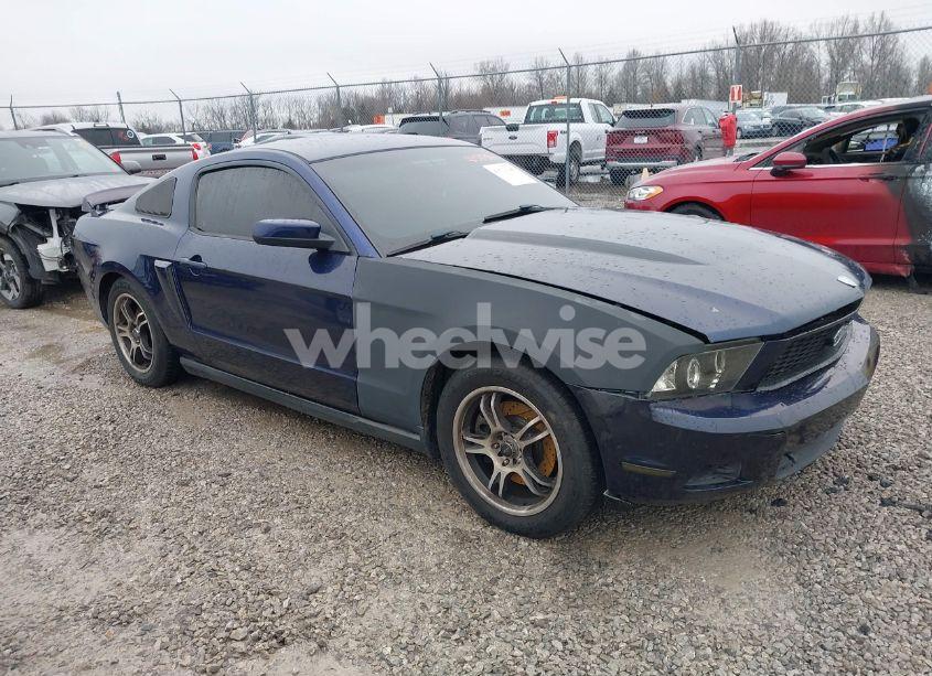 2011 Ford Mustang V6 PREMIUM (VIN 1ZVBP8AMXB5164945) main photo