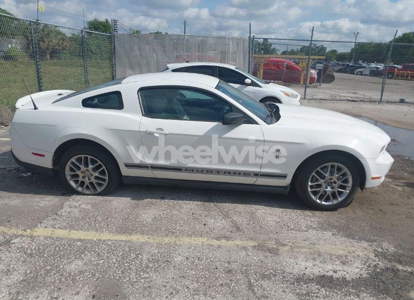 Photo 13 of 2012 Ford Mustang V6 PREMIUM (VIN 1ZVBP8AMXC5271916)