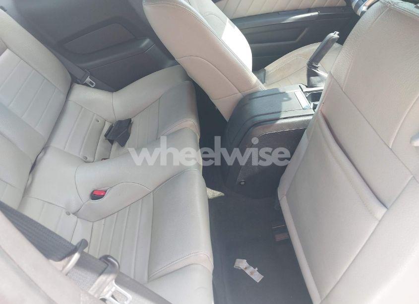 Photo 8 of 2012 Ford Mustang V6 PREMIUM (VIN 1ZVBP8AMXC5271916)