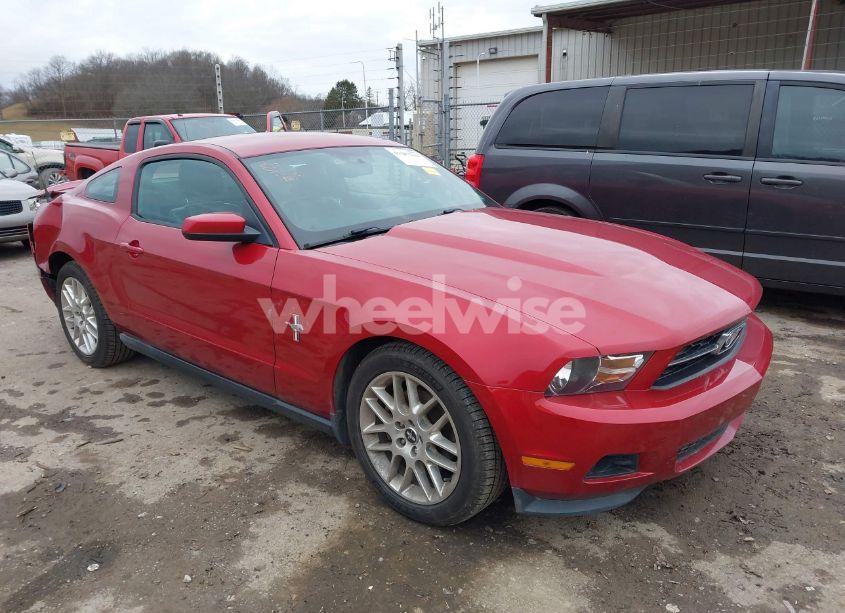 2012 Ford Mustang V6 PREMIUM (VIN 1ZVBP8AMXC5277943) main photo