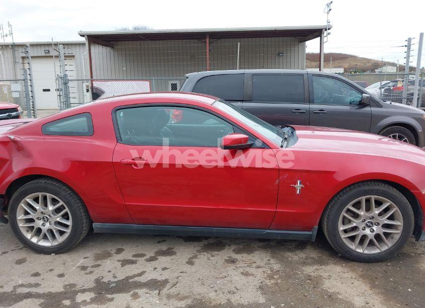 Photo 13 of 2012 Ford Mustang V6 PREMIUM (VIN 1ZVBP8AMXC5277943)