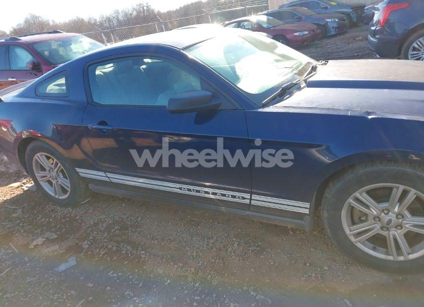 Photo 13 of 2012 Ford Mustang V6 (VIN 1ZVBP8AMXC5284004)