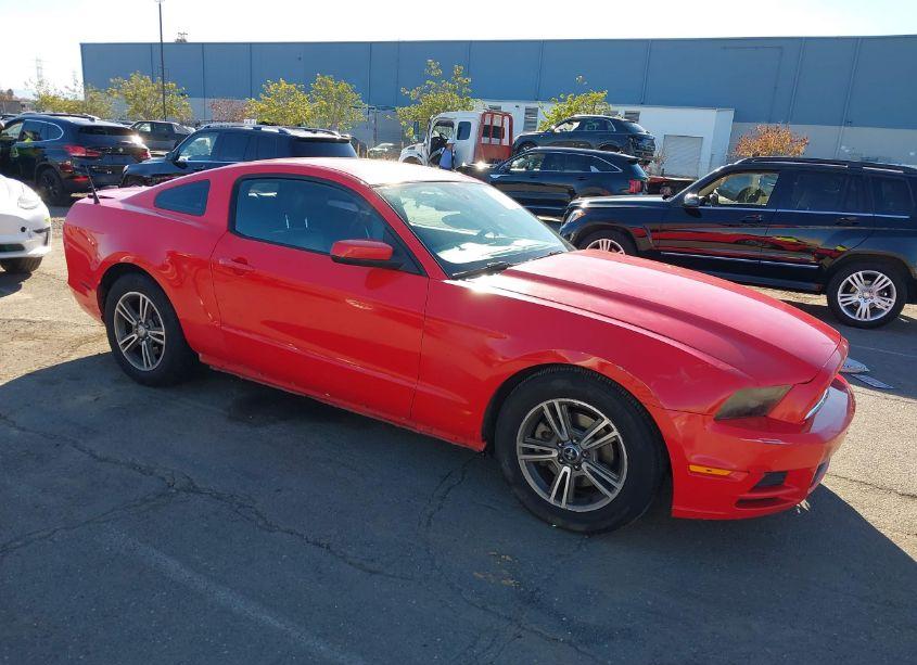 2013 Ford Mustang V6 PREMIUM (VIN 1ZVBP8AMXD5233832) main photo