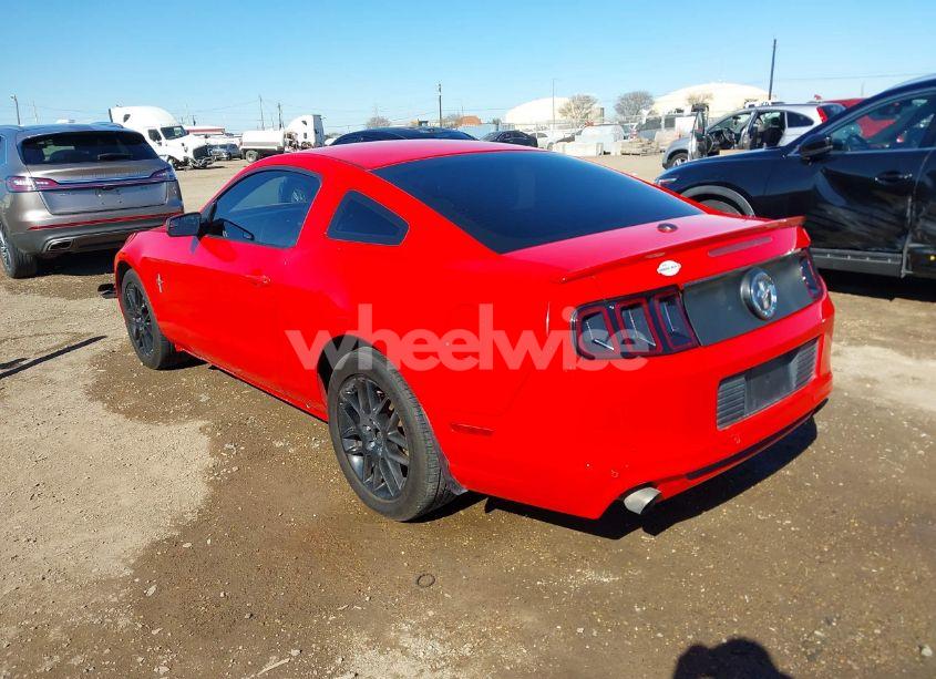 Photo 3 of 2013 Ford Mustang V6 PREMIUM (VIN 1ZVBP8AMXD5250985)