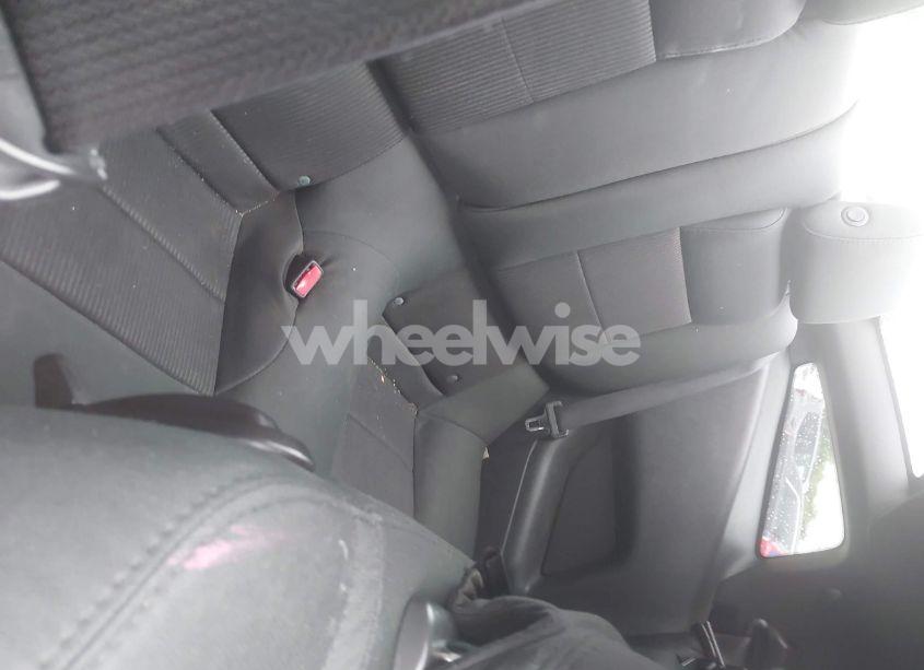 Photo 8 of 2014 Ford Mustang V6 (VIN 1ZVBP8AMXE5233430)