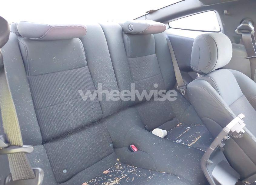 Photo 8 of 2014 Ford Mustang V6 (VIN 1ZVBP8AMXE5290310)