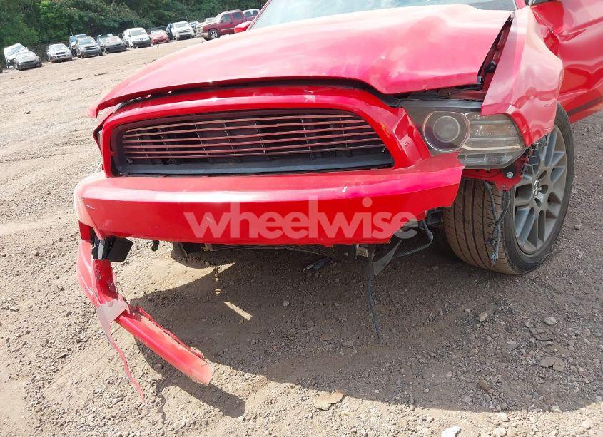 Photo 6 of 2014 Ford Mustang V6 PREMIUM (VIN 1ZVBP8AMXE5297869)