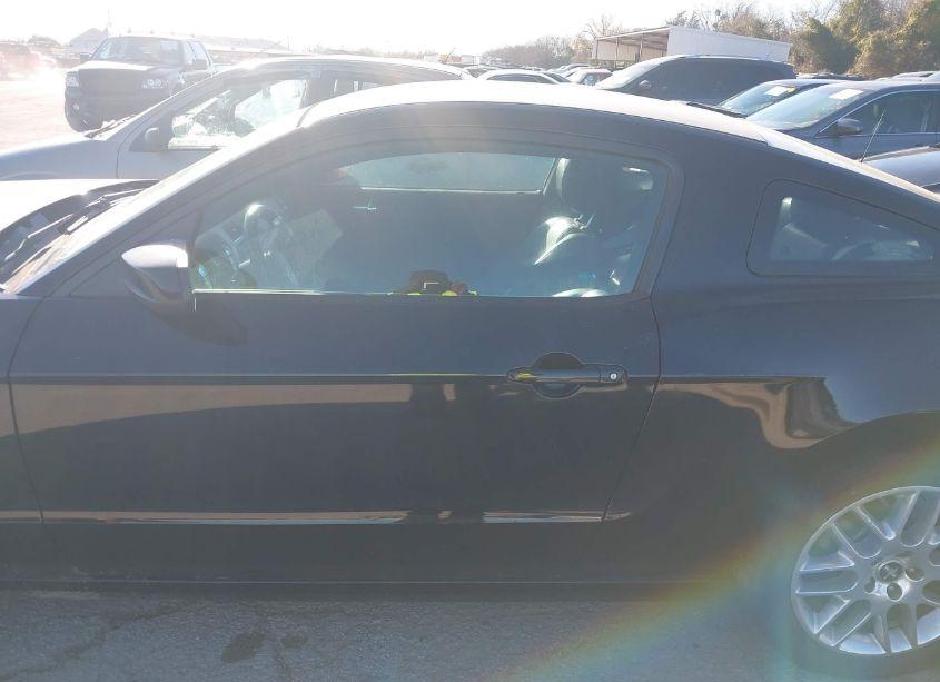 Photo 14 of 2014 Ford Mustang V6 PREMIUM (VIN 1ZVBP8AMXE5303458)