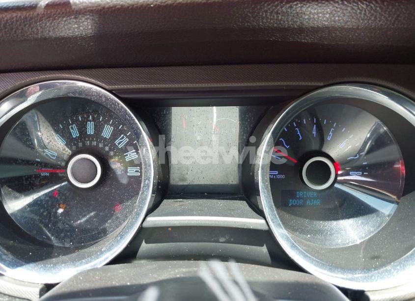 Photo 7 of 2014 Ford Mustang V6 (VIN 1ZVBP8AMXE5309700)