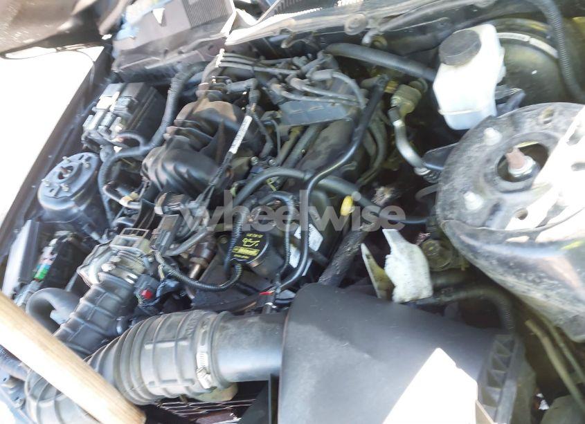 Photo 10 of 2010 Ford Mustang V6/V6 PREMIUM (VIN 1ZVBP8AN0A5181535)