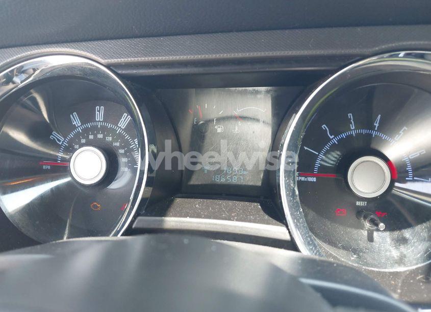 Photo 7 of 2010 Ford Mustang V6/V6 PREMIUM (VIN 1ZVBP8AN1A5133297)