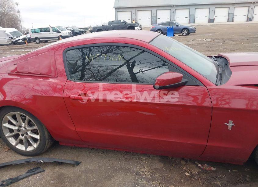 Photo 13 of 2010 Ford Mustang V6/V6 PREMIUM (VIN 1ZVBP8AN1A5148432)