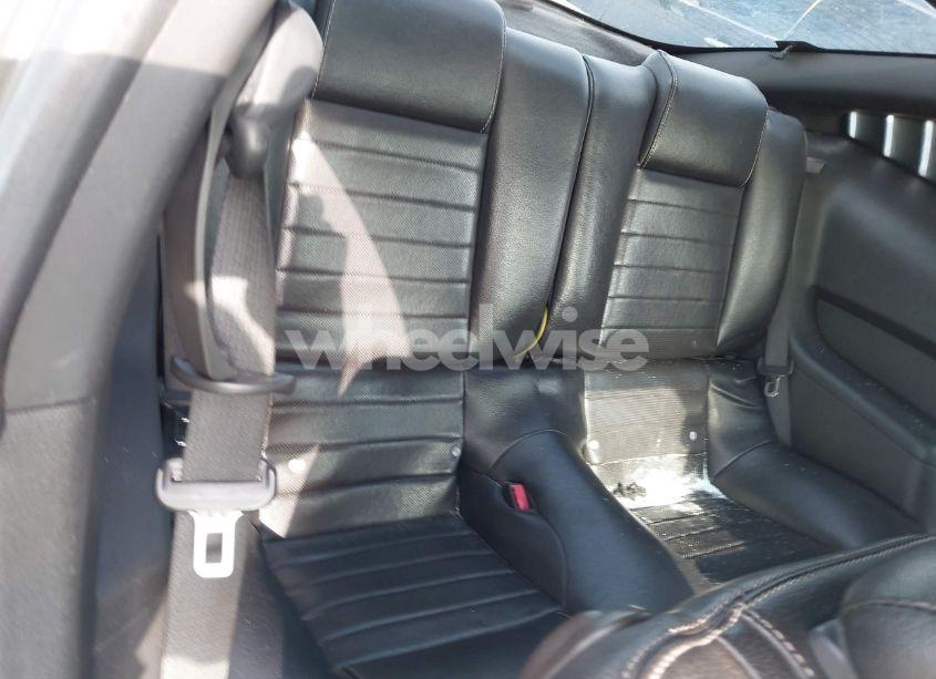 Photo 8 of 2010 Ford Mustang (VIN 1ZVBP8AN1A5162346)