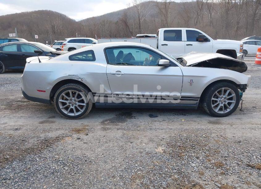 Photo 13 of 2010 Ford Mustang V6/V6 PREMIUM (VIN 1ZVBP8AN1A5164744)