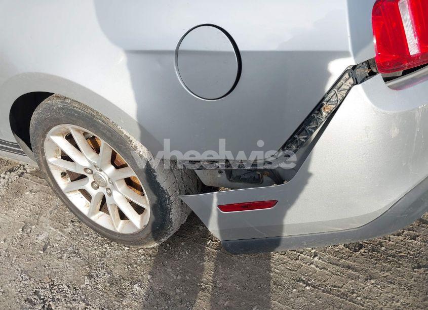 Photo 18 of 2010 Ford Mustang V6/V6 PREMIUM (VIN 1ZVBP8AN1A5164744)