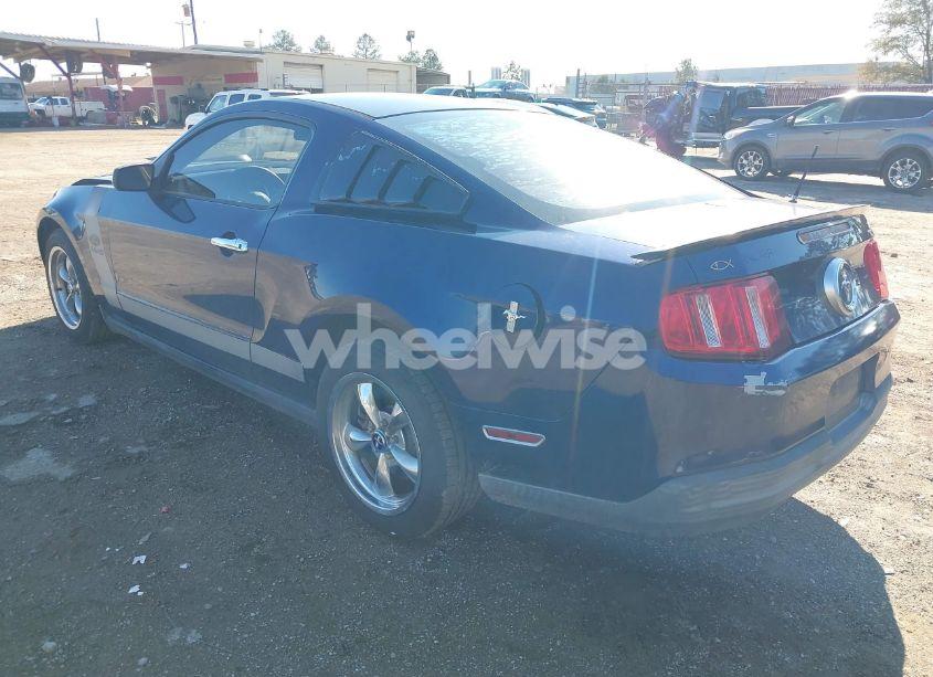 Photo 3 of 2010 Ford Mustang V6/V6 PREMIUM (VIN 1ZVBP8AN2A5159133)