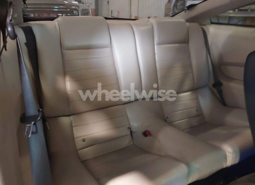 Photo 8 of 2010 Ford Mustang V6/V6 PREMIUM (VIN 1ZVBP8AN2A5160671)