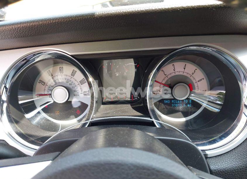 Photo 7 of 2010 Ford Mustang V6/V6 PREMIUM (VIN 1ZVBP8AN3A5123709)