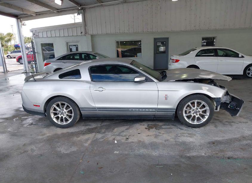 Photo 14 of 2010 Ford Mustang V6/V6 PREMIUM (VIN 1ZVBP8AN3A5180587)