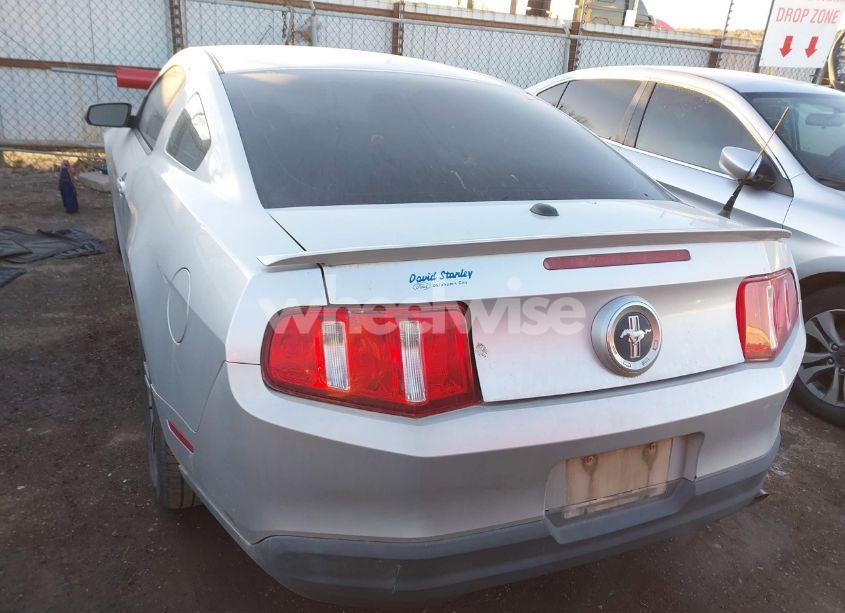 Photo 16 of 2010 Ford Mustang V6/V6 PREMIUM (VIN 1ZVBP8AN4A5148327)