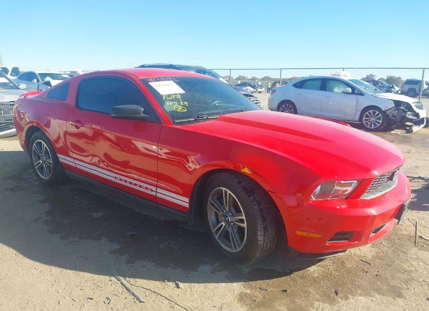 2010 Ford Mustang V6/V6 PREMIUM (VIN 1ZVBP8AN5A5125901) main photo