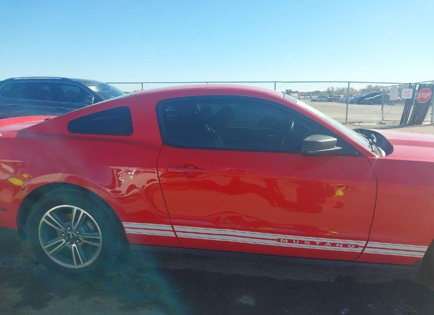 Photo 13 of 2010 Ford Mustang V6/V6 PREMIUM (VIN 1ZVBP8AN5A5125901)