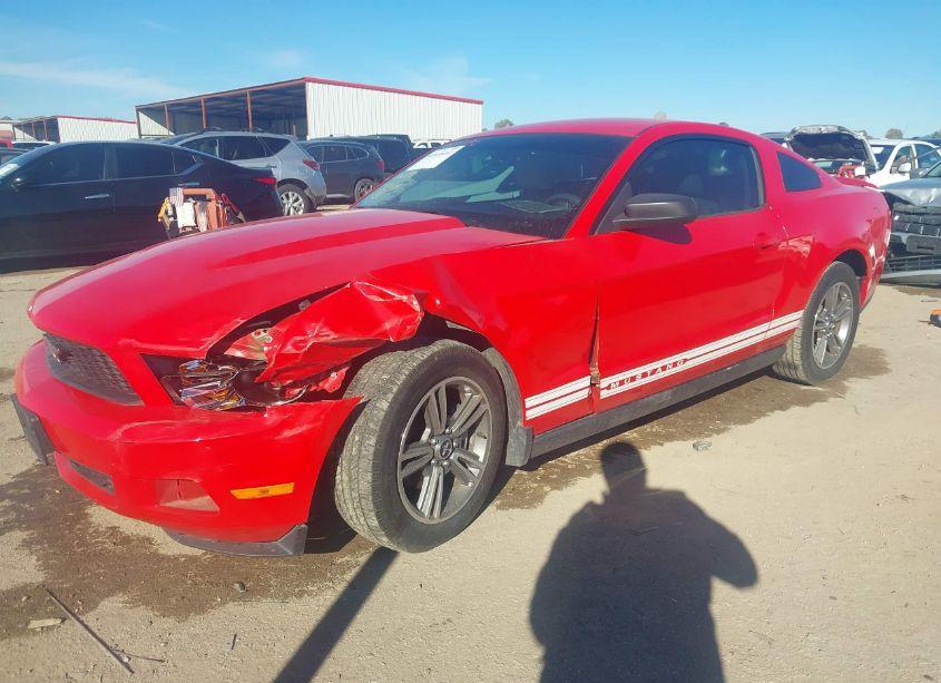 Photo 2 of 2010 Ford Mustang V6/V6 PREMIUM (VIN 1ZVBP8AN5A5125901)