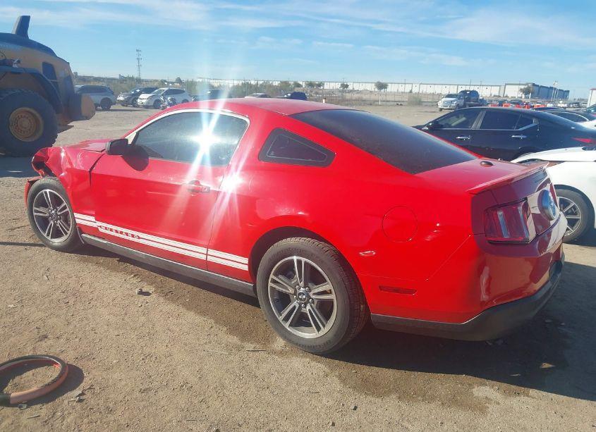 Photo 3 of 2010 Ford Mustang V6/V6 PREMIUM (VIN 1ZVBP8AN5A5125901)