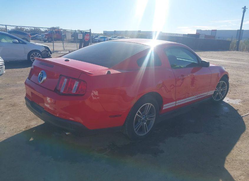 Photo 4 of 2010 Ford Mustang V6/V6 PREMIUM (VIN 1ZVBP8AN5A5125901)