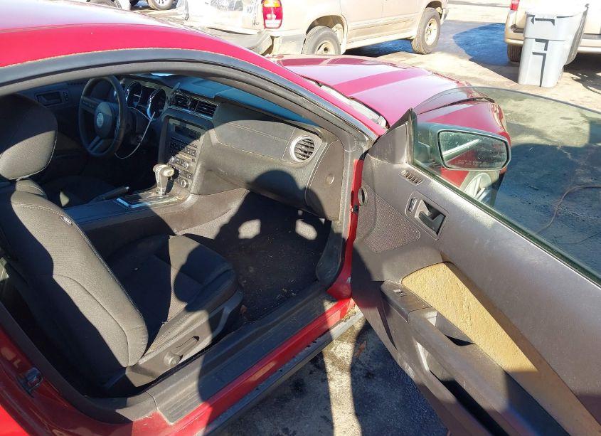 Photo 5 of 2010 Ford Mustang V6 (VIN 1ZVBP8AN5A5159031)