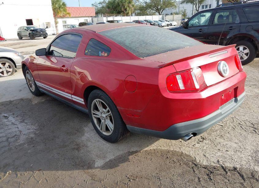 Photo 3 of 2010 Ford Mustang V6/V6 PREMIUM (VIN 1ZVBP8AN5A5165587)