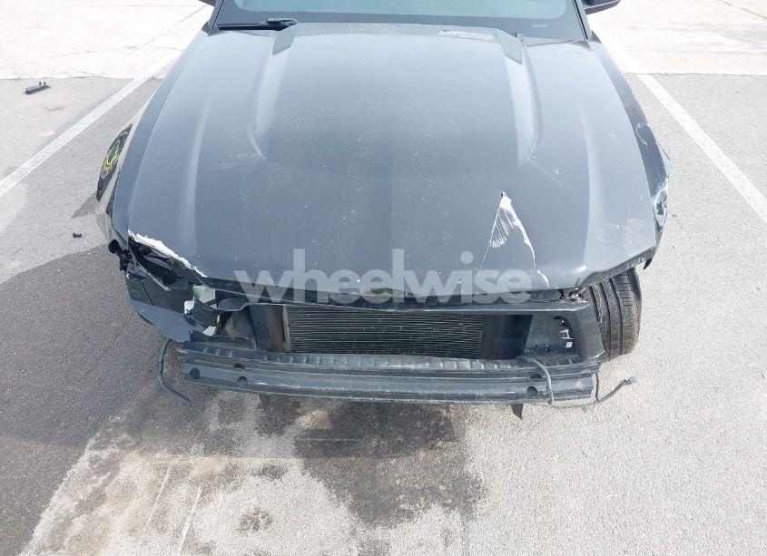 Photo 6 of 2010 Ford Mustang V6/V6 PREMIUM (VIN 1ZVBP8AN5A5181949)