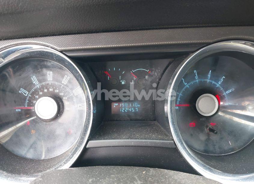 Photo 7 of 2010 Ford Mustang V6/V6 PREMIUM (VIN 1ZVBP8AN5A5181949)