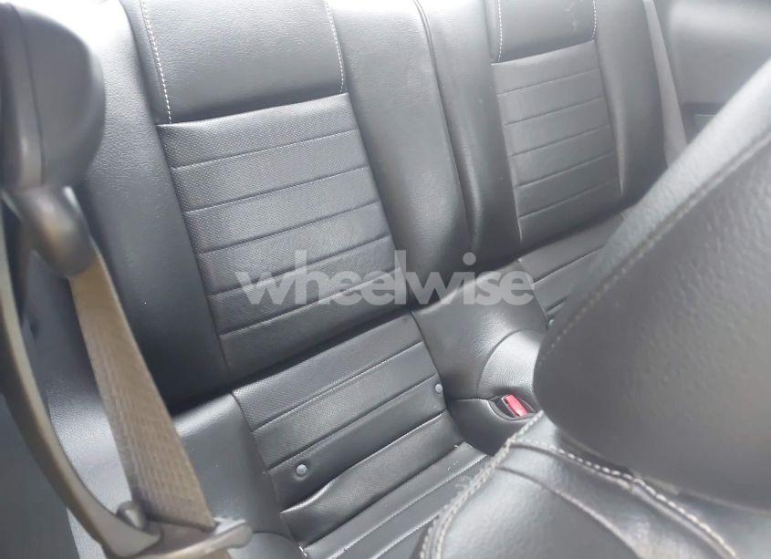 Photo 8 of 2010 Ford Mustang V6/V6 PREMIUM (VIN 1ZVBP8AN6A5138124)