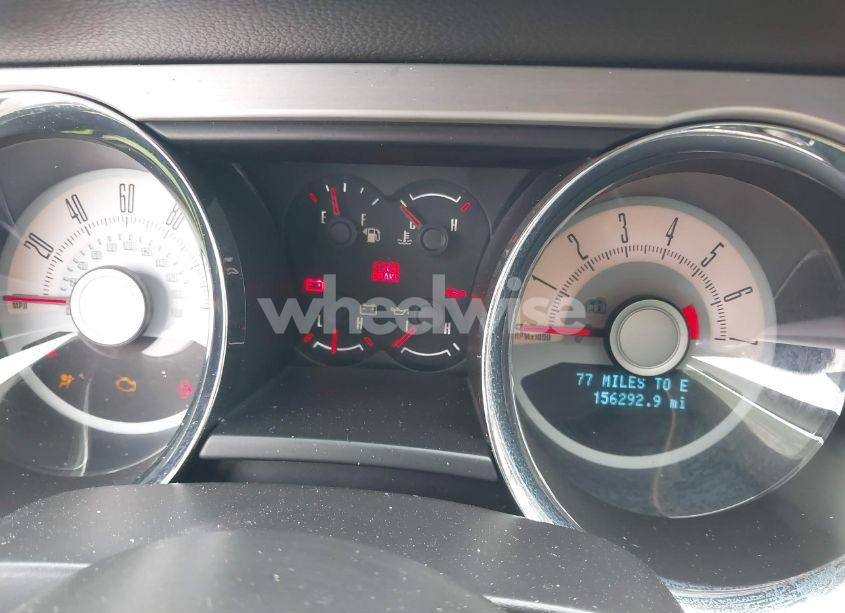 Photo 7 of 2010 Ford Mustang V6/V6 PREMIUM (VIN 1ZVBP8AN6A5176713)