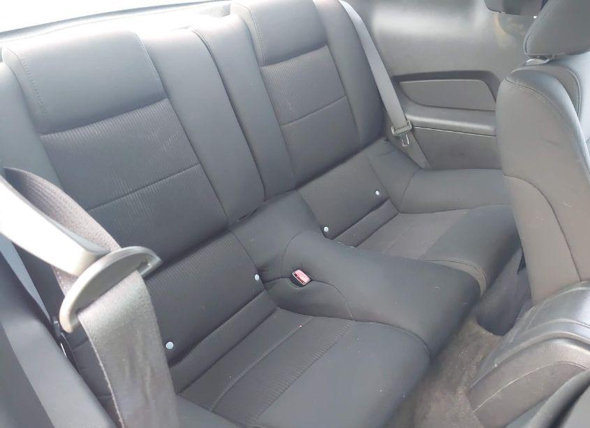 Photo 8 of 2010 Ford Mustang V6/V6 PREMIUM (VIN 1ZVBP8AN7A5175103)